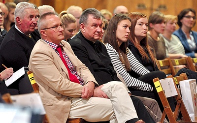   Dni skupienia i warsztaty dla komitetów parafialnych ŚDM odbyły się  7 i 21 listopada w Tarnowie 