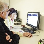 Uczestnicy warsztatów muszą mieć podstawową wiedzę z zakresu obsługi komputera. Także znajomość języka angielskiego jest przydatna, ponieważ korzystają z zagranicznych baz danych