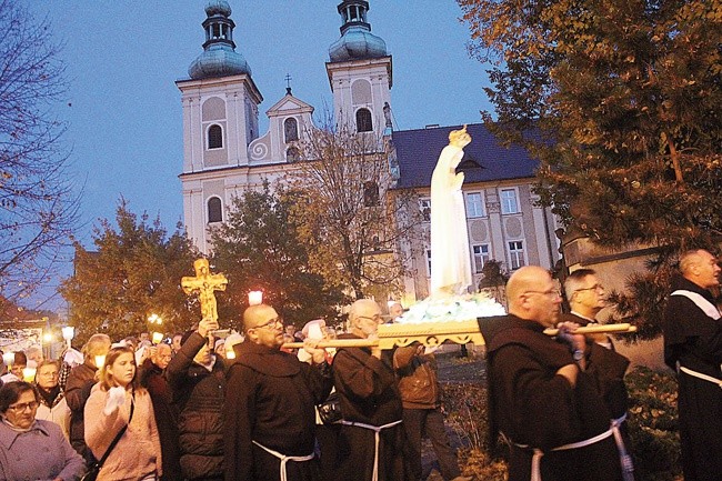 Parafia MB Różańcowej w Kłodzku. Tu Maryja była „u siebie”