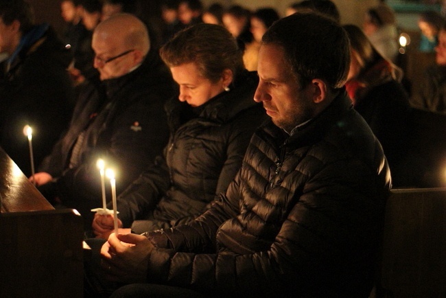 Czuwanie Taizé w intencji pokoju