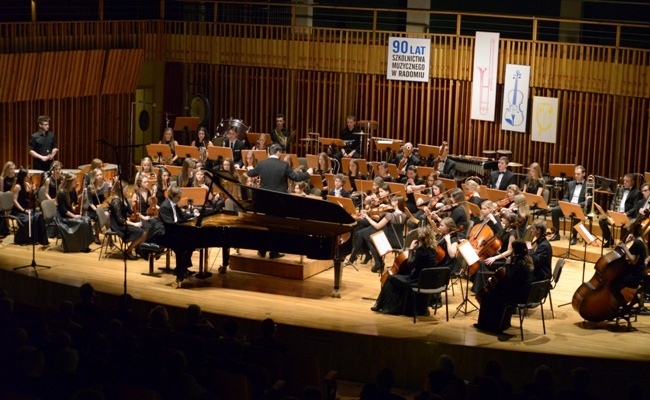 Jubileuszowy koncert w szkole muzycznej