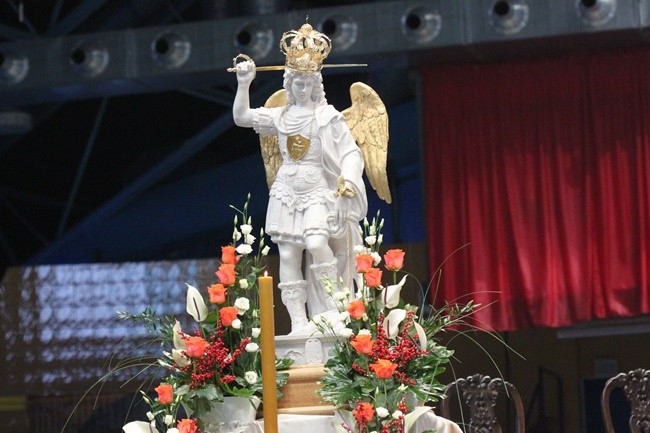 O miłosierdziu w hali "Orbita"