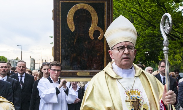 Bp Piotr Jarecki wikariuszem generalnym