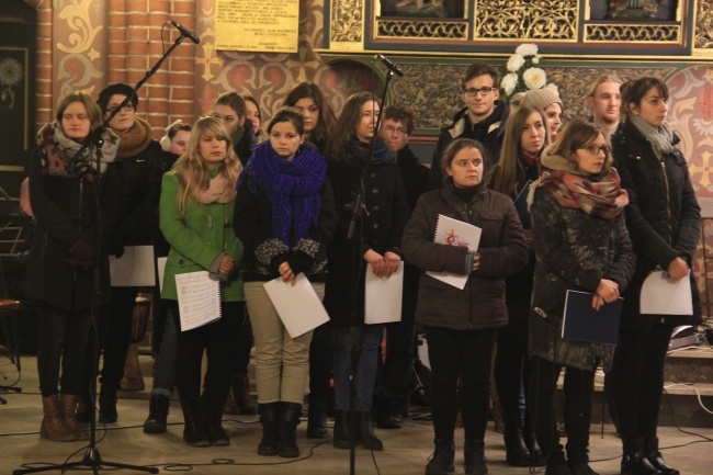 Symbole ŚDM w parafii NSJ w Gdańsku