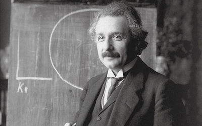 Ogólna teoria względności Alberta Einsteina całkowicie zmieniła sposób, w jaki patrzymy na masę, czas i grawitację. Właśnie minęło 100 lat od jej opublikowania