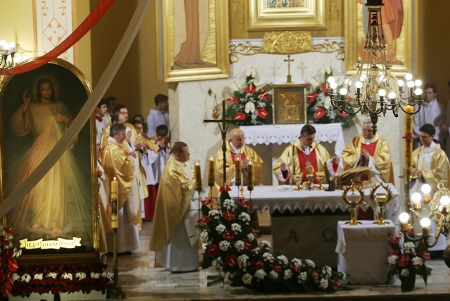 Znaki Bożego Miłosierdzia w Żywcu-Zabłociu