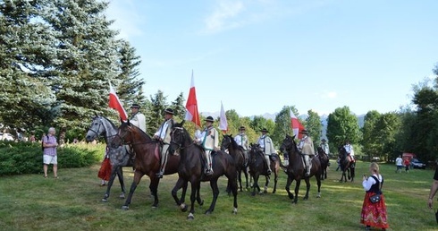 Koniarze wokół Gaździny Podhala 