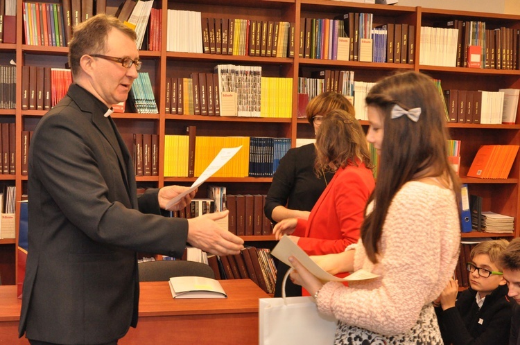 Konkurs w bibliotece pedagogicznej w Tarnowie