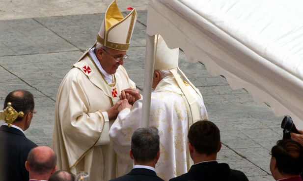 Benedykt XVI weźmie udział w inauguracji Roku Świętego