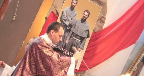 "Świetliste szlaki" zwodzą również nas