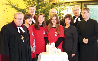 Uczestnicy ekumenicznej inauguracji w Brennej