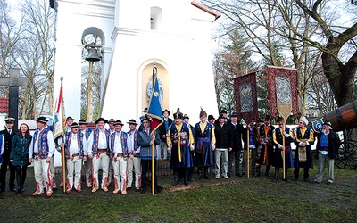  Flisacy z Pienin (z lewej) świętowali z ulanowskimi 