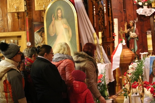 Znaki Bożego Miłosierdzia w Juszczynie