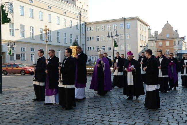 Otwarcie Bramy Miłosierdzia w Opolu