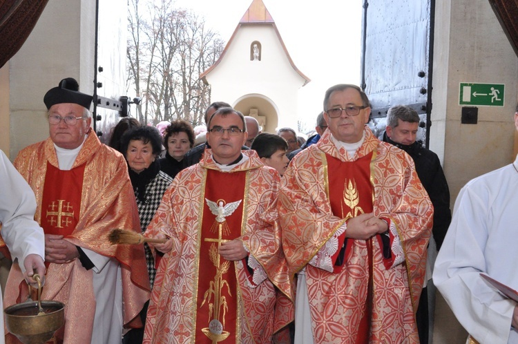 Brama Miłosierdzia w Szczepanowie