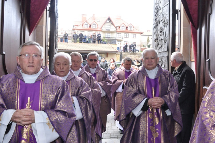 Brama Miłosierdzia w Bochni