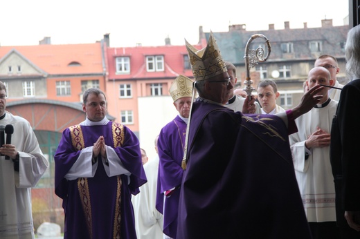 Otwarcie Bramy Miłosierdzia w Katowicach, cz. 2