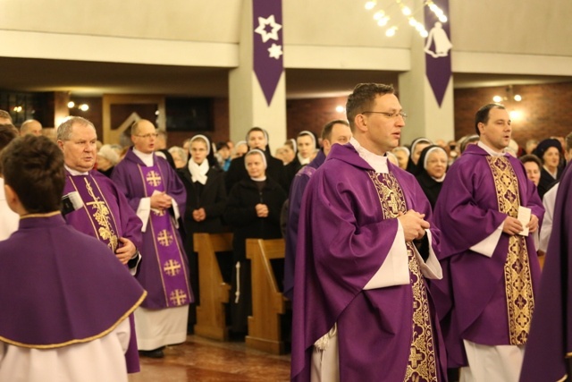 Otwarcie Bramy Miłosierdzia w Oświęcimiu