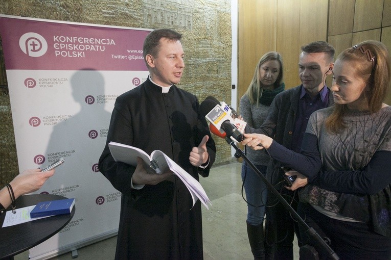 Relacja końcowa z synodu o rodzinie po polsku