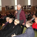 Nauczyciele i wychowawcy na dniu skupienia