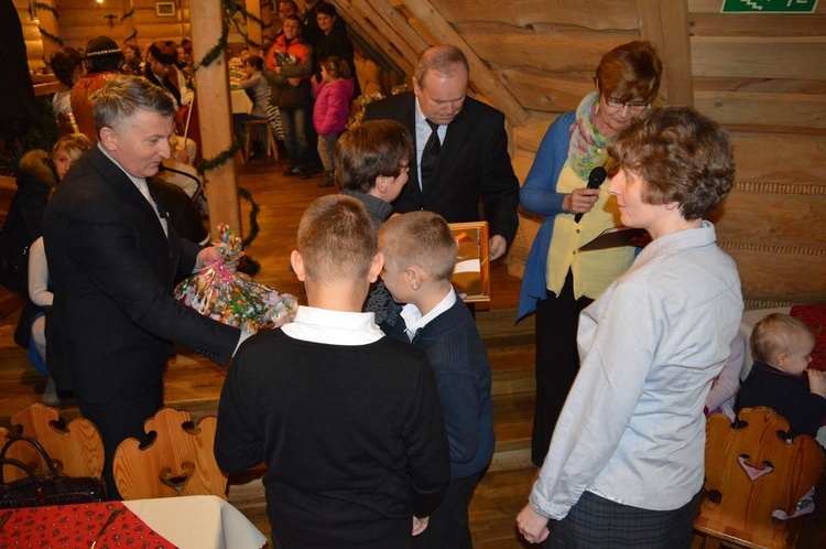 Spotkanie wigilijne rodzin zastępczych