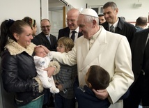 Papież spotkał się z ubogimi 