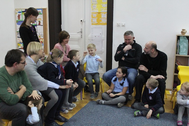 Rodzinne warsztaty bożonarodzeniowe w szkole "Skała"