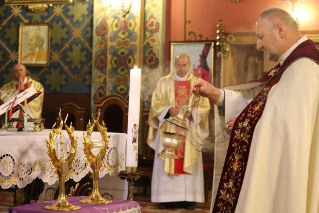 Do sanktuarium Chrystusa Cierpiącego zawitały znaki Bożego Miłosierdzia