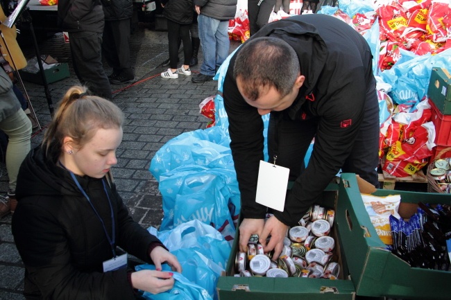 19. Wigilia dla potrzebujących na Rynku Głównym