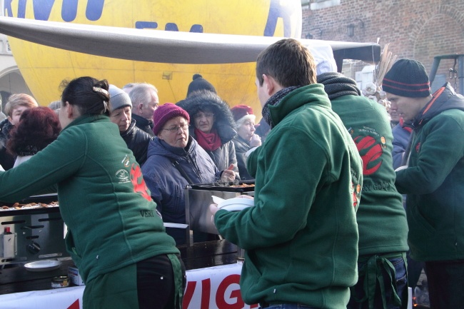 19. Wigilia dla potrzebujących na Rynku Głównym