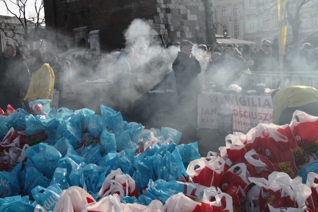 19. Wigilia dla potrzebujących na Rynku Głównym