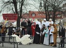 W akcję kolędowania co roku chcą się angażować uczniowie wszystkich klas