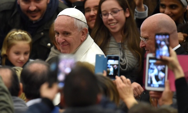 Papież: trzeba troszczyć się o pokój w rodzinie