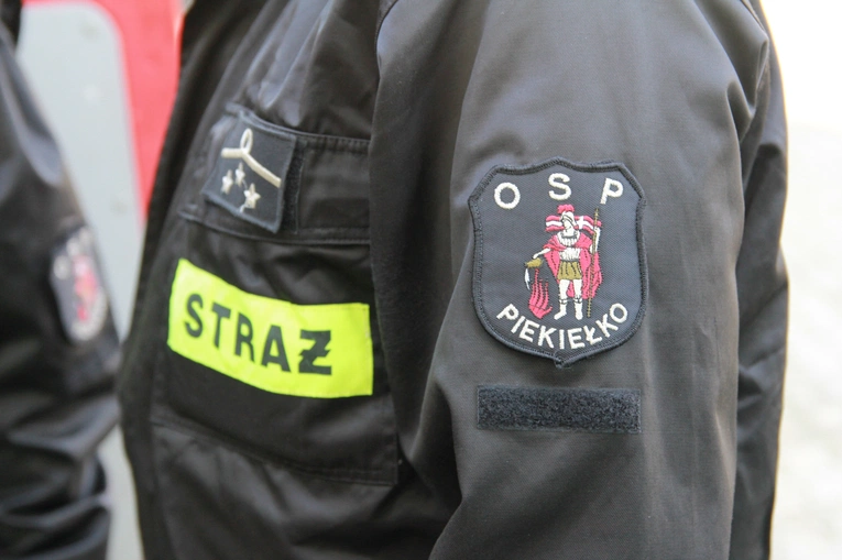 Strażacy z Piekiełka bezdomnym