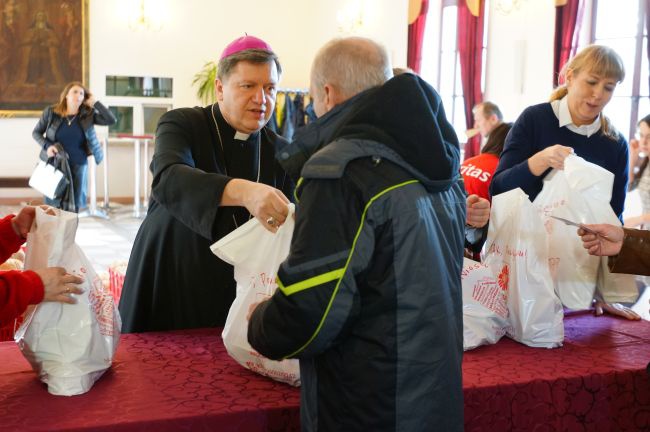 Opłatek i paczki