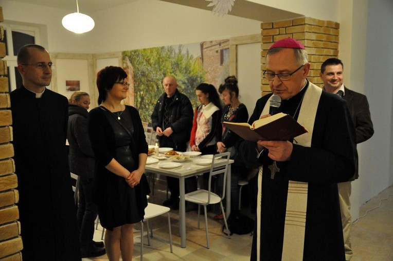Otwarcie jadłodajni w Domu Miłosierdzia