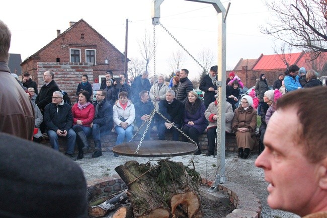 Kolędowanie i wino św. Jana