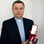 Radomski pastoralista wypromował 25 licencjatów z teologii, 54 magistrów i 12 doktorów teologii. Recenzował 30 doktoratów i 4 habilitacje z tej dziedziny