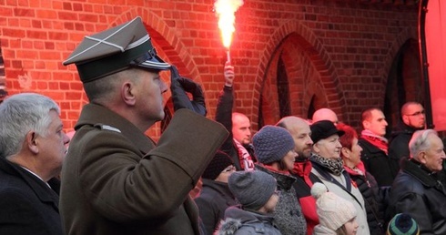 Mogła być tylko jedna odpowiedź: zbrojna!