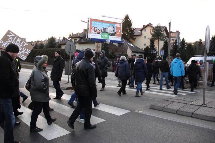 Protest mieszkańców Górki Narodowej