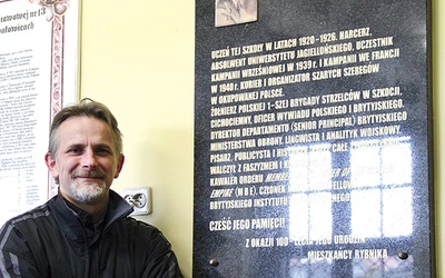 Jan Krajczok, nauczyciel IV LO w Rybniku  