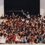 O. Michał z dziećmi w Pariacoto