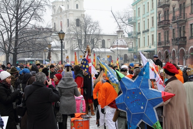 Krakowski Orszak Trzech Króli 2016 - człony niebieski i zielony