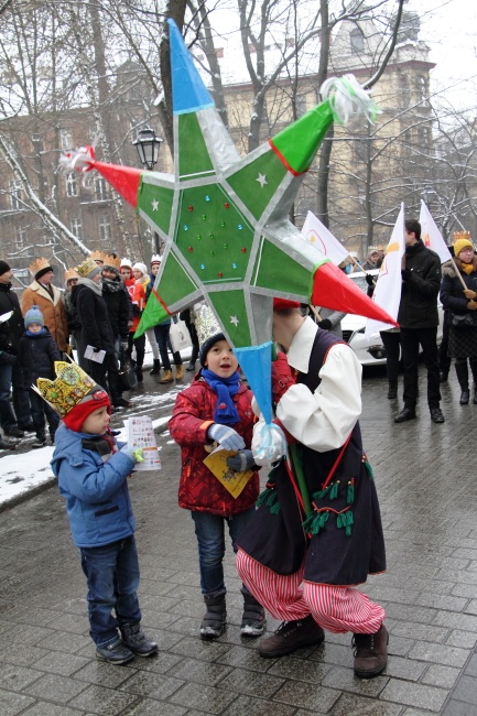 Krakowski Orszak Trzech Króli 2016 - człony niebieski i zielony