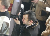 Błyskawiczna gazeta dla uczestników ingresu w gorzowskiej katedrze