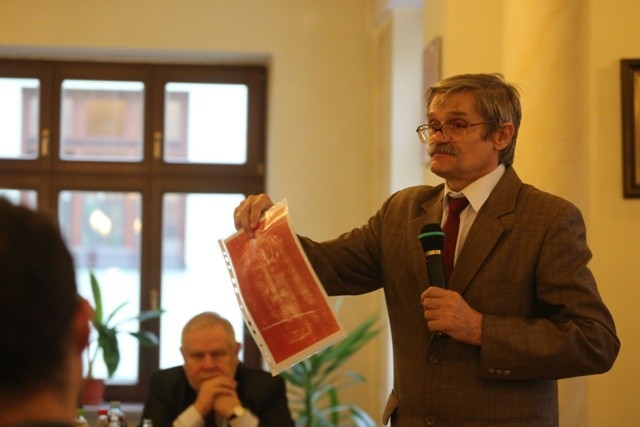 Z politykami - o Całunie Turyńskim