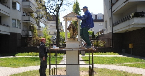 1050 uratowanych kapliczek?