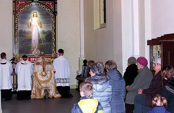 Nabożeństwo przed obrazem Jezusa Miłosiernego