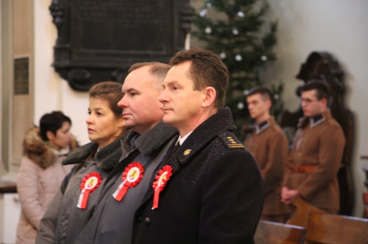 Polonez maturzystów w Łowiczu