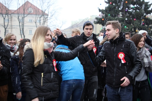 Polonez maturzystów w Łowiczu